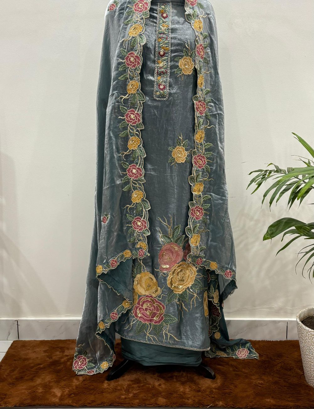 Shop Secondary Image