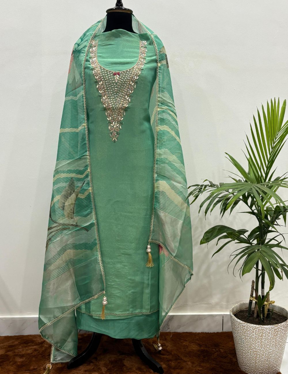 Shop Secondary Image